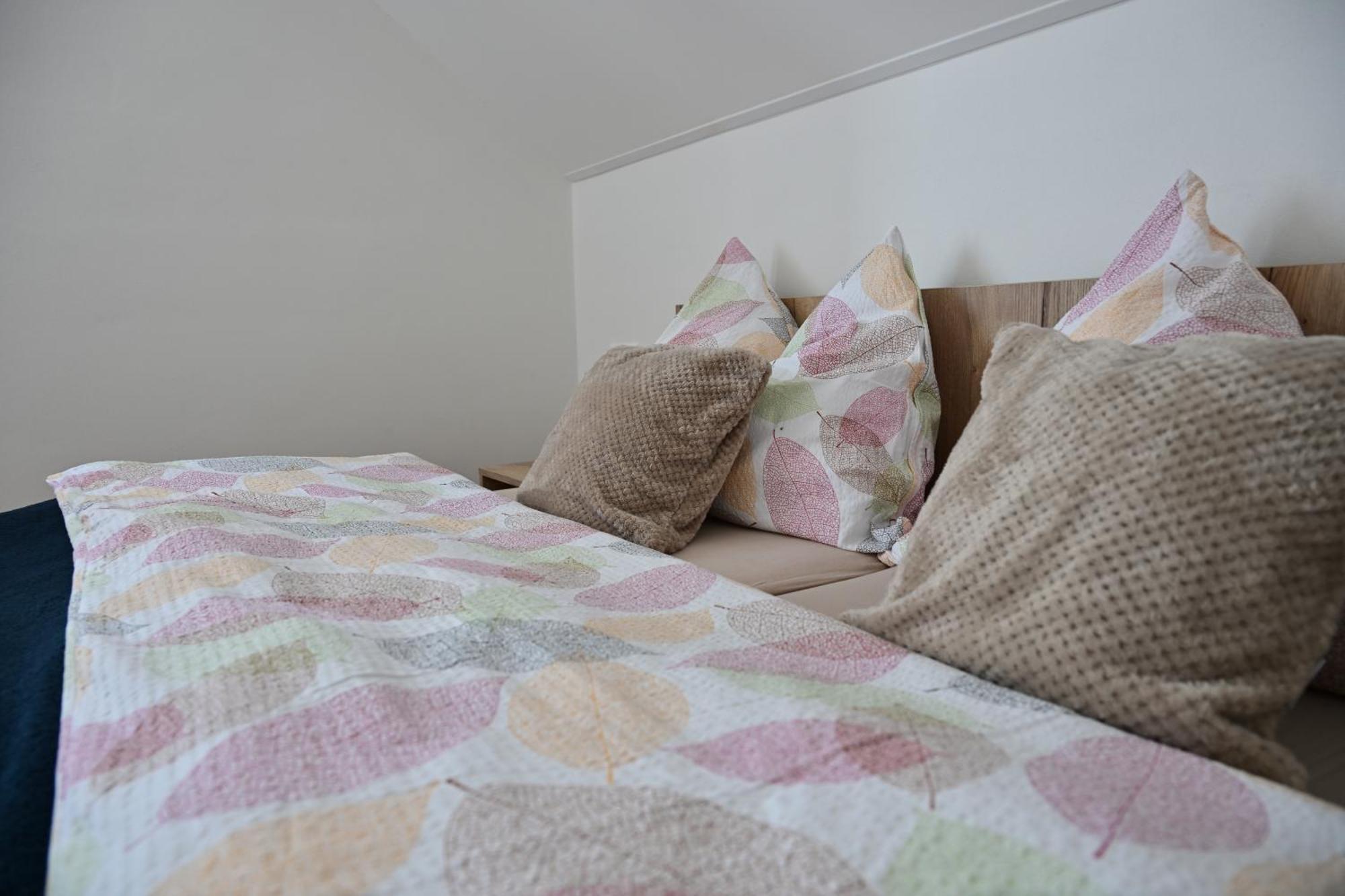 Apartmany Zara โนวาเลสนา ภายนอก รูปภาพ