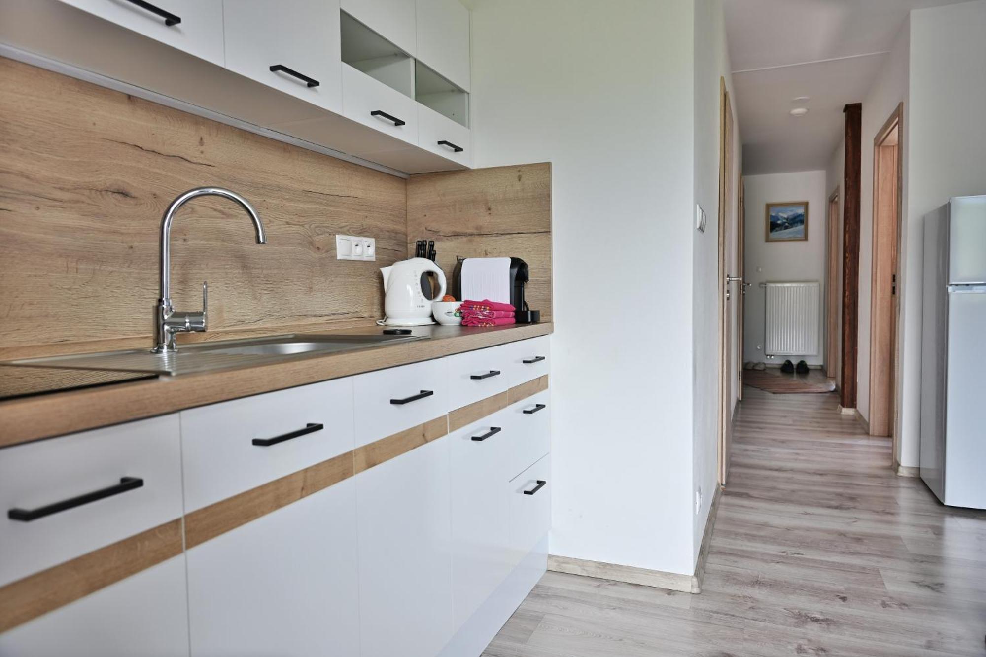Apartmany Zara โนวาเลสนา ภายนอก รูปภาพ